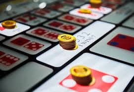 Dadu Online live studio broadcast from professional gaming venue